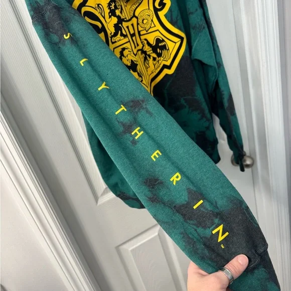 Slytherin tie dye Harry Potter hoodie - Picture 4 of 5